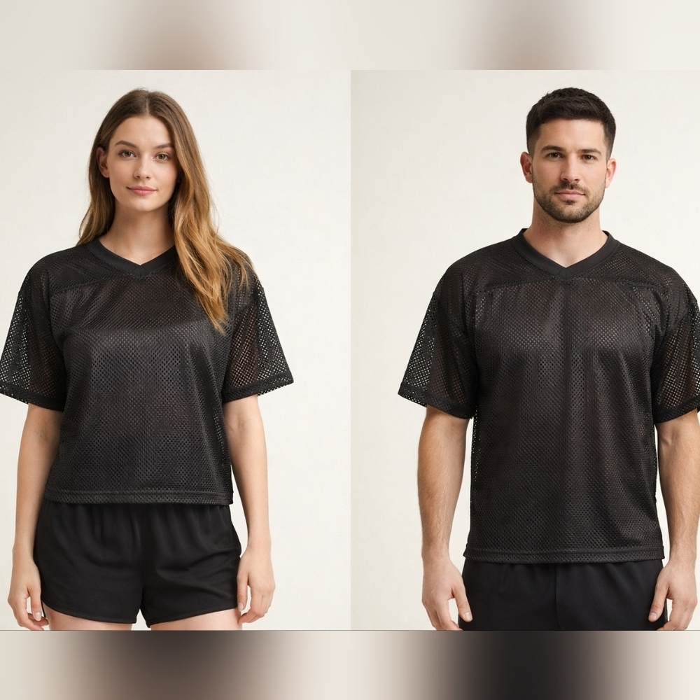 Wilson Black Short Sleeve Boxy Football Jersey Sz. YM #1787